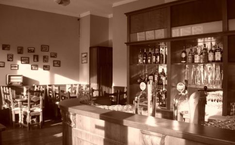 Britannia Pub & Café