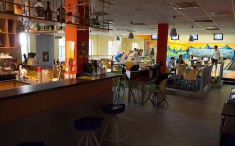 Teke & Bowling Centrum