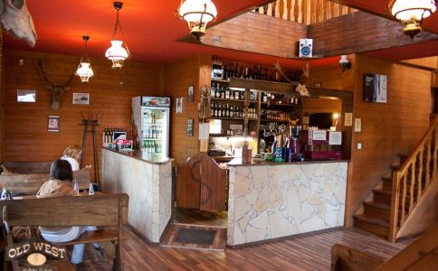 Old West Söröző