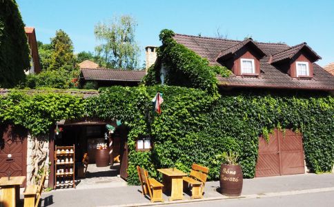 Böne Vendégház és Borozó