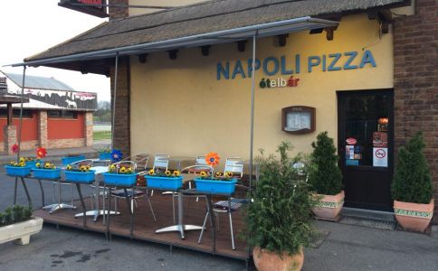Napoli  Pizzéria Ételbár