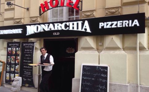 Monarchia Old Restaurant & Pizzeria
