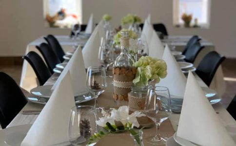 Kostel Étterem és Panzió