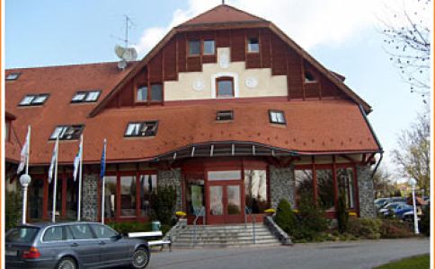 Söröző-Club Dobogómajor
