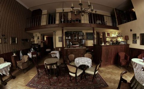 Café Zsivágó