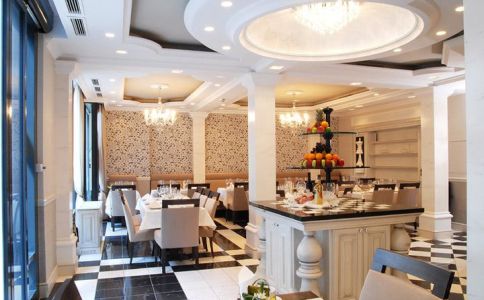 Chess Restaurant
