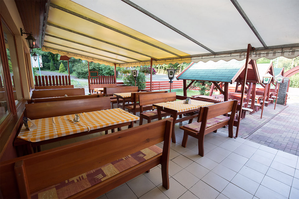 Benevár étterem Etterem Hu