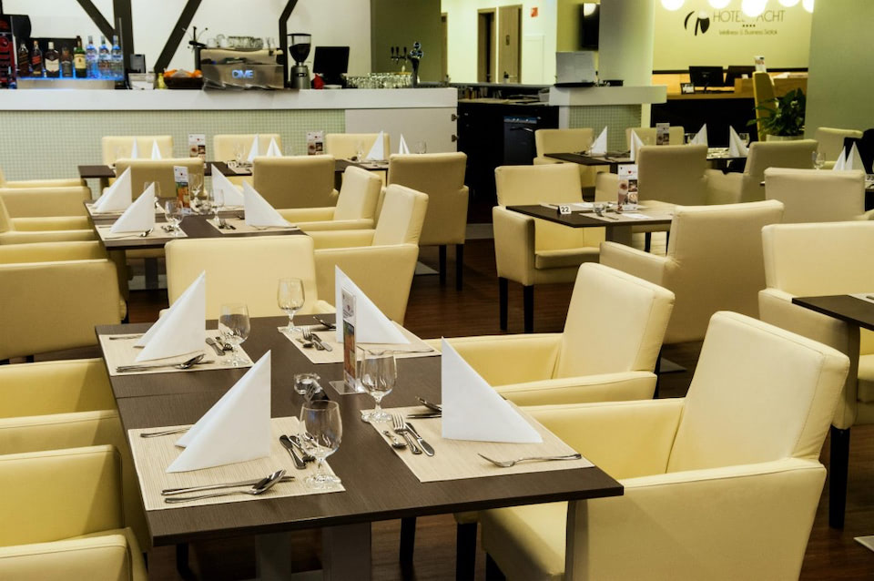 BlueDot Bistro – Bisztró (Siófok)
